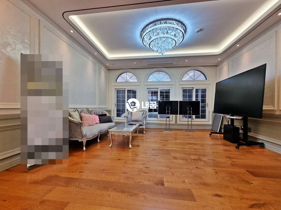 경기 동두천시 보산동 ★동두천시 빌라 대형평수 고풍스런인테리어 역세권 대형방4화2 유럽풍인테리어~ 무입주가능한집 분양 매물번호 10812 사진 1