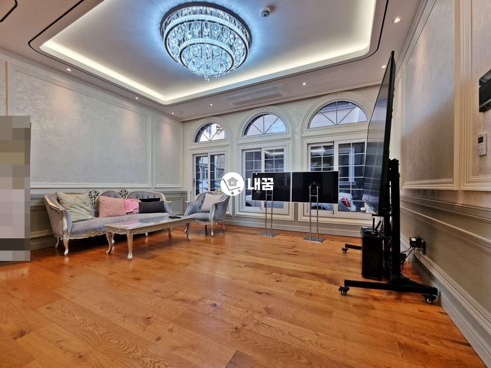 경기 동두천시 보산동 ★동두천시 빌라 대형평수 고풍스런인테리어 역세권 대형방4화2 유럽풍인테리어~ 무입주가능한집 분양 매물번호 10812 사진 2